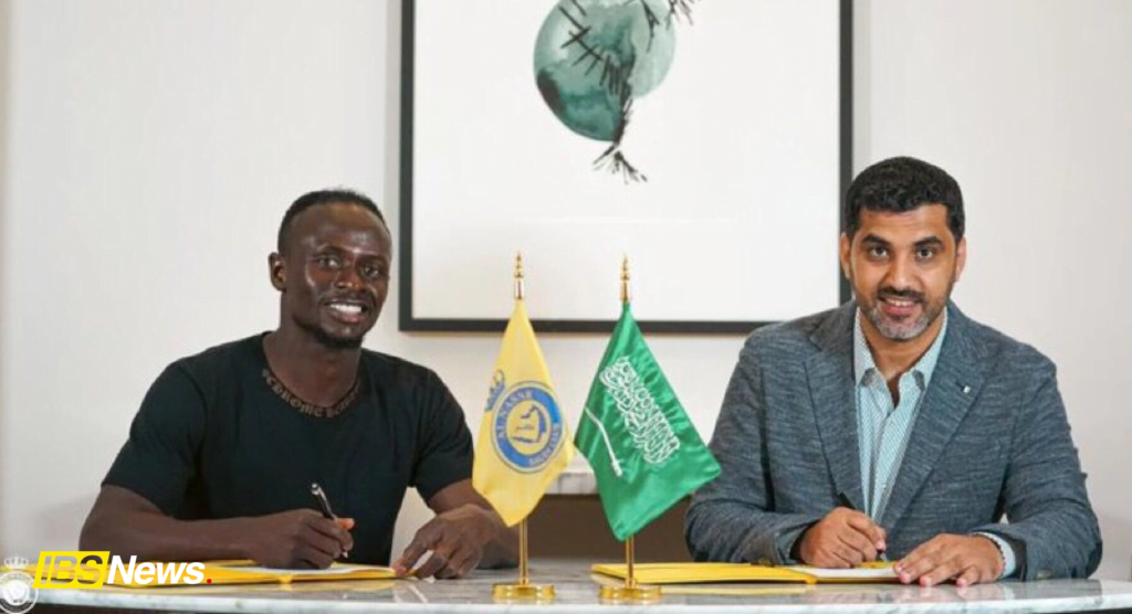 SADIO-MANE-BOURGE-FOOT-18