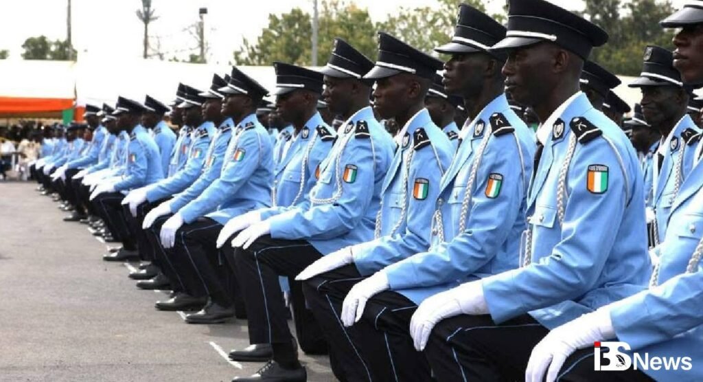 2245 élèves policiers reçoivent leurs épaulettes à Abidjan